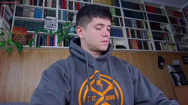 Arilas  online show from 09-26-25, 07:01