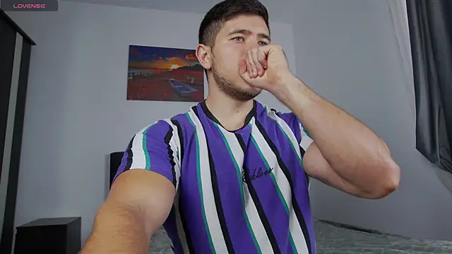 Arilas  online show from 11-04-25, 07:29