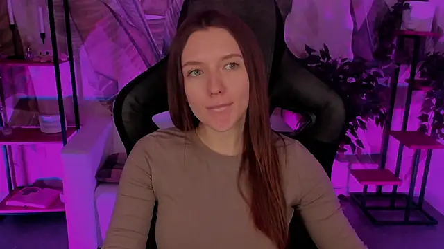 Snapshot of JennyDens chatting on 12-11-24, 02:41 JennyDens online show from 12-11-24, 02:41