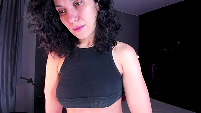  CurlySue  online show from 11-11-25, 04:23