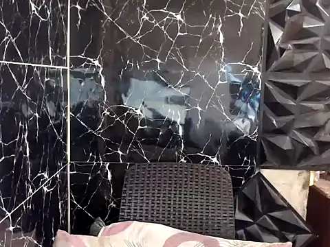 Snapshot of MissKeanna chatting on 01-23-25, 07:43 MissKeanna online show from 01-23-25, 07:43