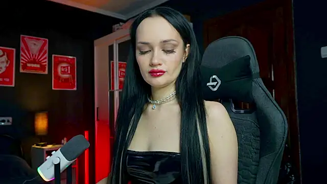 QueenAliss online show from 01-10-26, 08:38