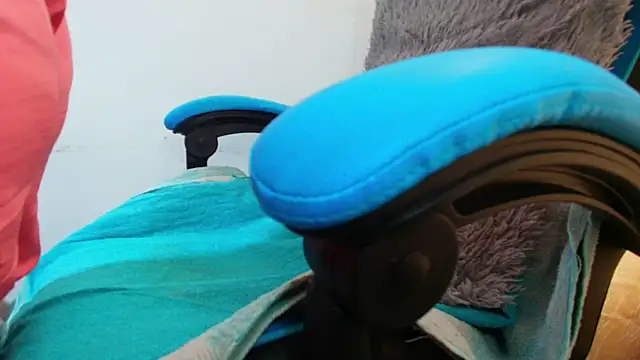 klylls squirt  online show from 03-10-26, 07:19