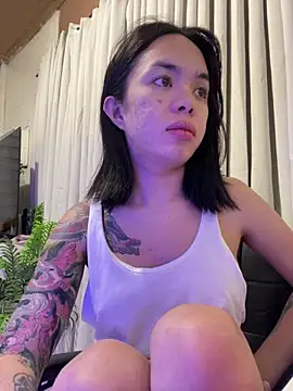 Snapshot of SweetCheska19 chatting on 02-16-26, 08:27 SweetCheska19 online show from 02-16-26, 08:27