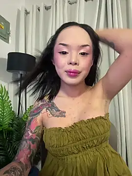 Snapshot of SweetCheska19 chatting on 03-15-26, 10:43 SweetCheska19 online show from 03-15-26, 10:43