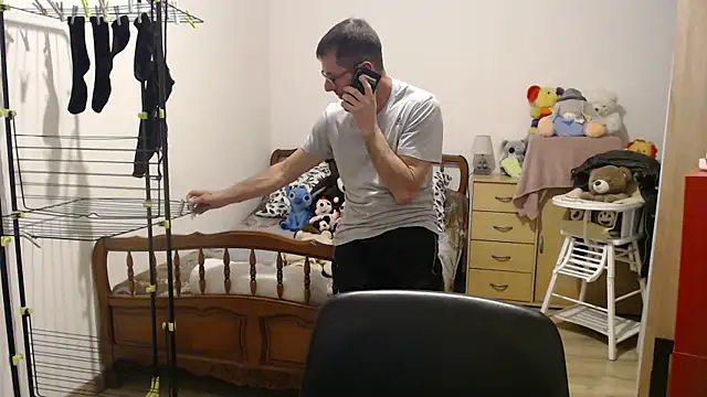 steph19x5 online show from 04-15-26, 07:32