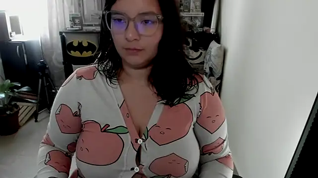 aika-dreams online show from 04-08-26, 02:39