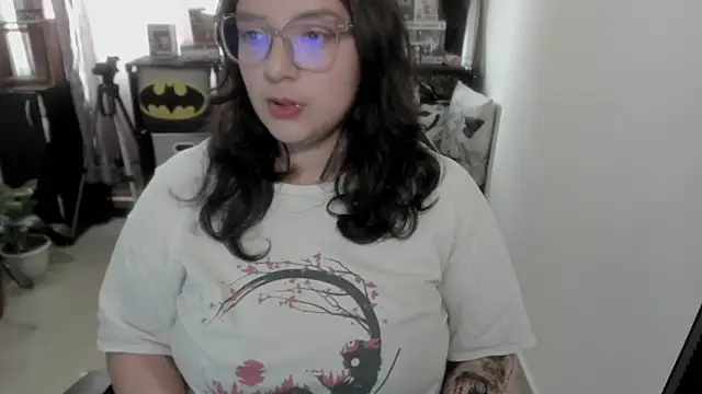 Snapshot of aika-dreams chatting on 07-03-26, 01:28 aika-dreams online show from 07-03-26, 01:28