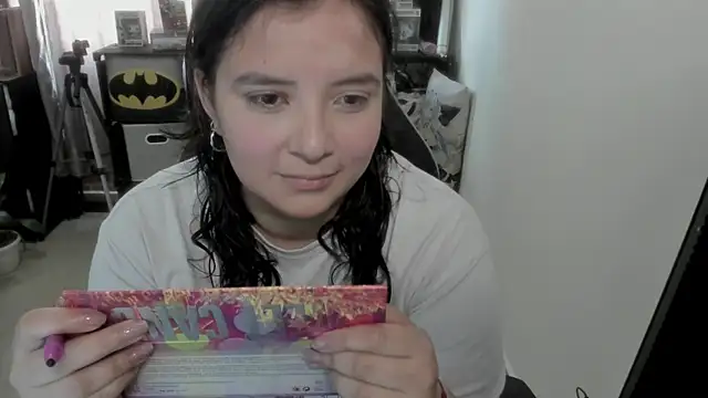 Snapshot of aika-dreams chatting on 07-06-26, 01:41 aika-dreams online show from 07-06-26, 01:41
