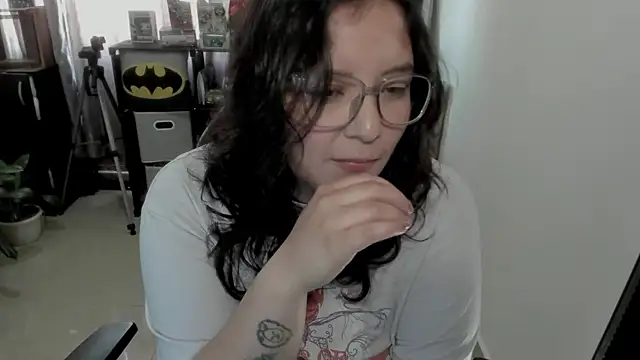 Snapshot of aika-dreams chatting on 07-06-26, 03:03 aika-dreams online show from 07-06-26, 03:03