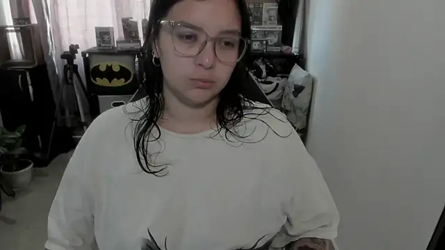 Snapshot of aika-dreams chatting on 07-07-26, 01:48 aika-dreams online show from 07-07-26, 01:48