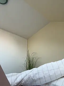 CutieEmy online show from 02-16-25, 11:38