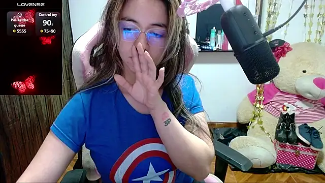 Maggie Fox3 online show from 02-12-25, 04:54