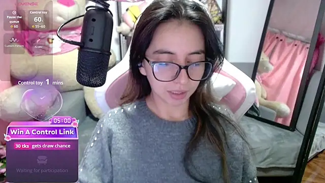 Maggie Fox3 online show from 02-25-26, 01:37