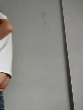 Snapshot of Consensustr chatting on 12-26-24, 09:33 Consensustr online show from 12-26-24, 09:33