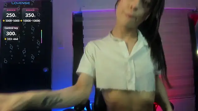 stormytt  online show from 11-08-25, 03:23