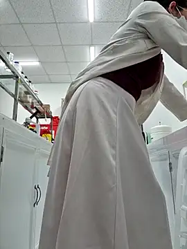 Snapshot of HinaLovely chatting on 02-24-26, 09:40 HinaLovely online show from 02-24-26, 09:40