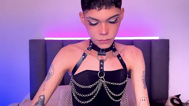 Varya Ferreira online show from 09-13-25, 11:59