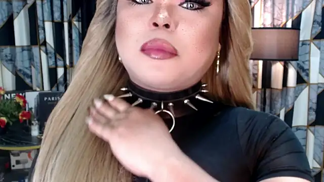 Mistress DOMnicaaxx online show from 09-17-25, 04:41