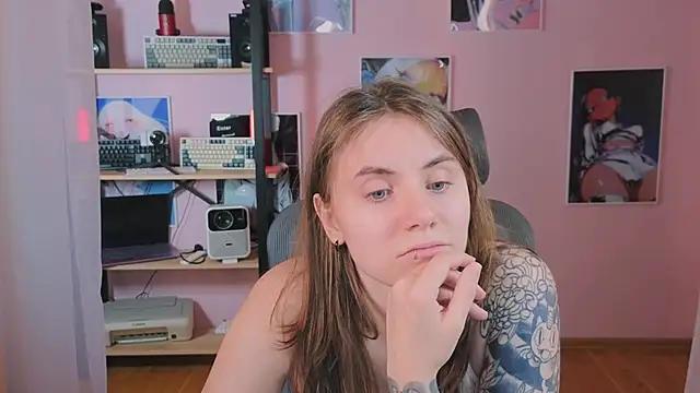  AnnaStark  online show from 04-12-26, 05:12