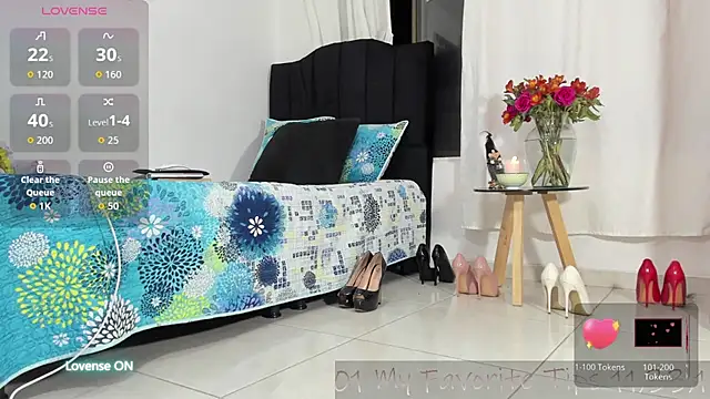 Snapshot of emely_garcia chatting on 07-22-26, 01:19 emely garcia online show from 07-22-26, 01:19