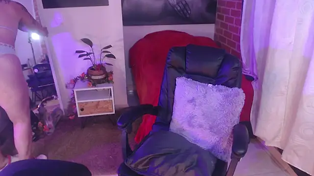 agnes blackmoree online show from 04-07-26, 02:56