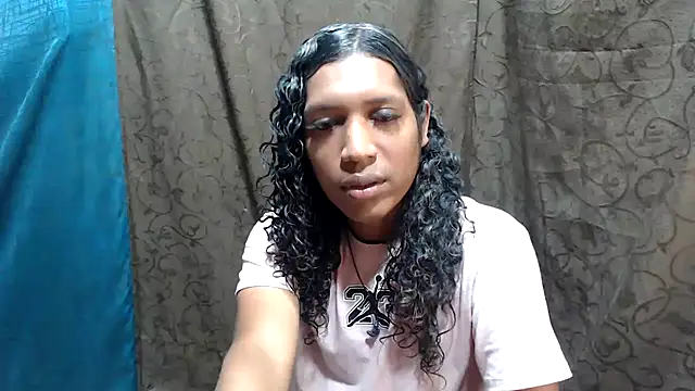 shairaStarr online show from 10-19-25, 06:52