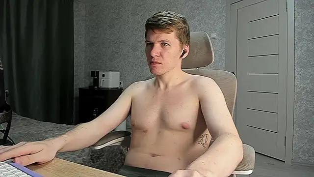 Snapshot of Bananas_dick chatting on 06-21-26, 05:26 Bananas dick online show from 06-21-26, 05:26