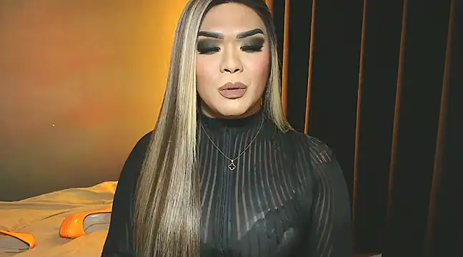 Snapshot of VictoriaEliz chatting on 12-08-24, 09:19 VictoriaEliz online show from 12-08-24, 09:19