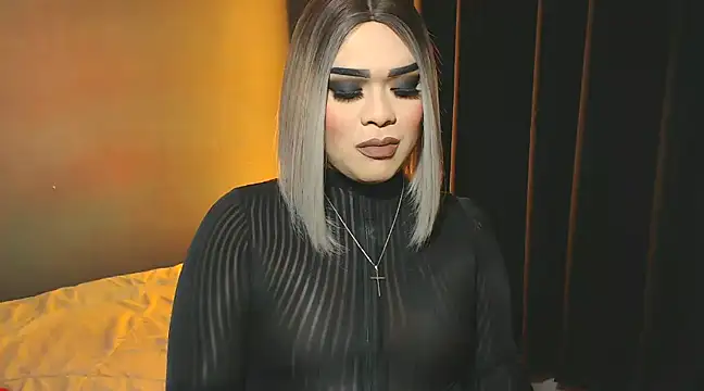 Snapshot of VictoriaEliz chatting on 12-21-24, 11:45 VictoriaEliz online show from 12-21-24, 11:45