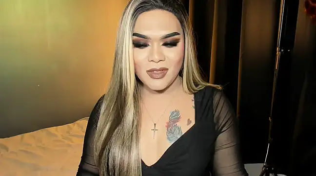 Snapshot of VictoriaEliz chatting on 03-15-25, 04:54 VictoriaEliz online show from 03-15-25, 04:54