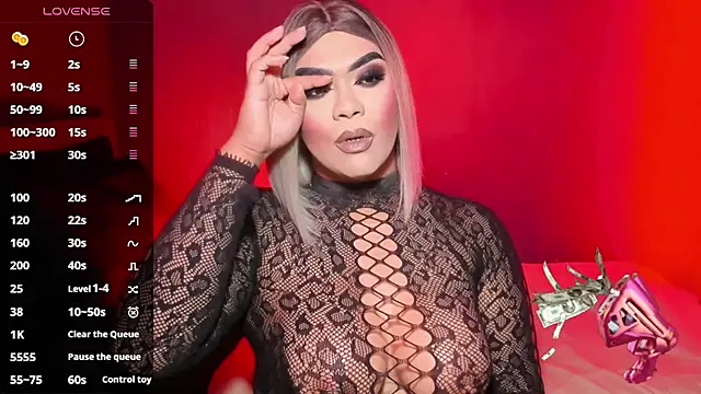 Snapshot of VictoriaEliz chatting on 09-28-25, 07:30 VictoriaEliz online show from 09-28-25, 07:30