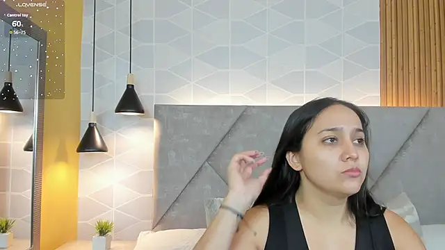 Snapshot of Sammy_Fit_ chatting on 06-17-26, 12:07 Sammy Fit online show from 06-17-26, 12:07