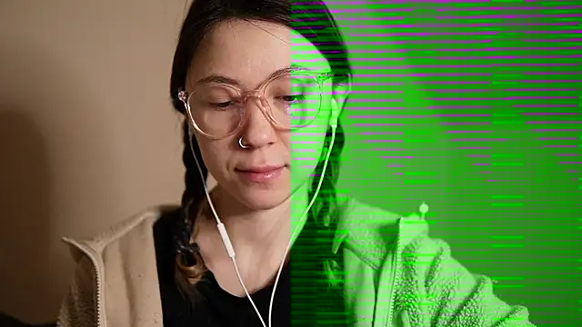 chibi moon  online show from 12-13-24, 04:38