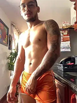 Snapshot of dvg2402 chatting on 12-04-24, 05:33 dvg2402 online show from 12-04-24, 05:33