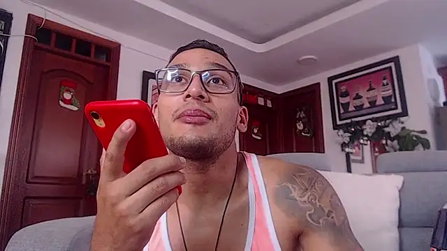 Snapshot of dvg2402 chatting on 01-03-25, 05:20 dvg2402 online show from 01-03-25, 05:20