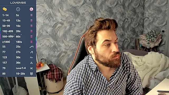 Snapshot of Morlaios chatting on 06-27-26, 12:33 Morlaios online show from 06-27-26, 12:33