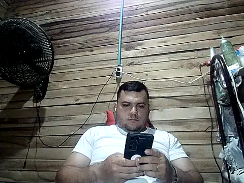 Arcangel 05 online show from 05-29-26, 04:21