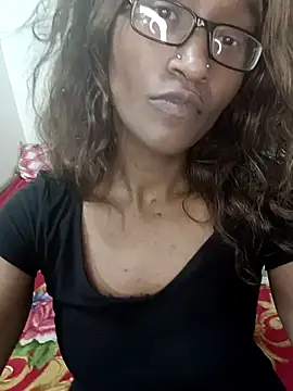 Snapshot of LunaRai chatting on 03-22-25, 04:58 LunaRai online show from 03-22-25, 04:58