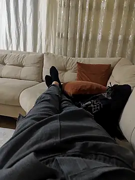 Yakisiklix32 online show from 11-15-25, 04:36