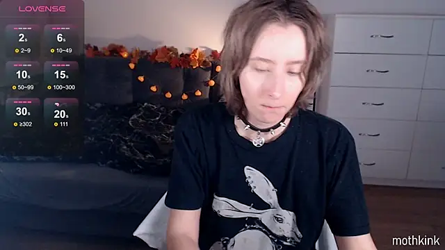 Snapshot of mothkink chatting on 11-11-25, 03:45 mothkink online show from 11-11-25, 03:45