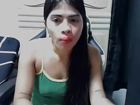 Snapshot of Miss_unknown chatting on 10-14-25, 01:50 Miss unknown online show from 10-14-25, 01:50