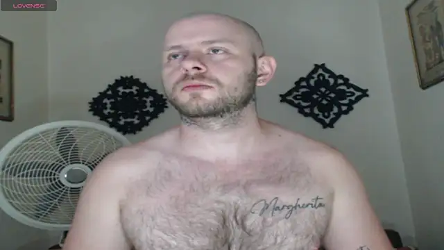 Snapshot of TONY_WHITE_7 chatting on 04-28-26, 02:27 TONY WHITE 7 online show from 04-28-26, 02:27