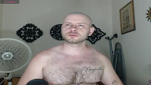 Snapshot of TONY_WHITE_7 chatting on 05-22-26, 01:24 TONY WHITE 7 online show from 05-22-26, 01:24