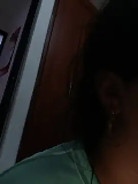 Snapshot of Van3orgasm4me chatting on 01-17-26, 01:38 Van3orgasm4me online show from 01-17-26, 01:38