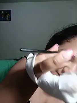 Snapshot of Van3orgasm4me chatting on 03-10-26, 05:51 Van3orgasm4me online show from 03-10-26, 05:51