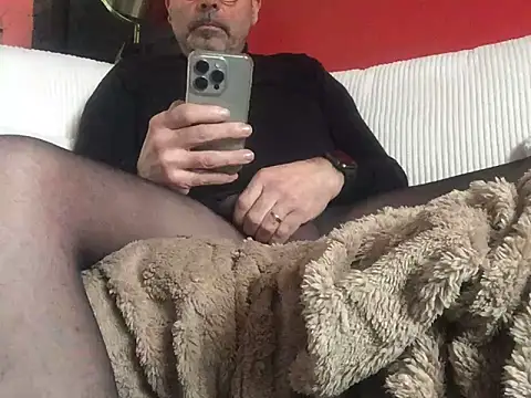 louh261 online show from 03-30-26, 01:34