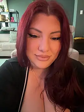 Snapshot of CurvyKimmy1 chatting on 05-16-26, 09:28 CurvyKimmy1 online show from 05-16-26, 09:28