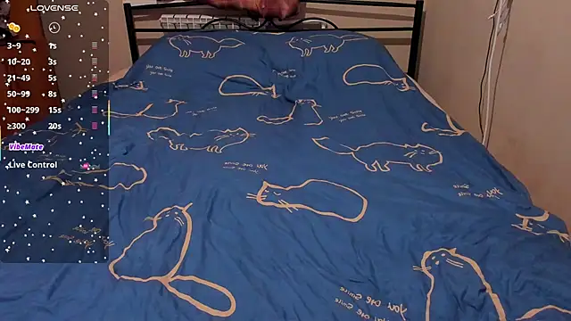 Snapshot of eva_zero chatting on 02-26-26, 04:17 eva zero online show from 02-26-26, 04:17