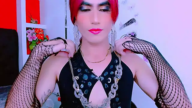 Snapshot of priscilahotker chatting on 01-15-25, 04:04 priscilahotker online show from 01-15-25, 04:04